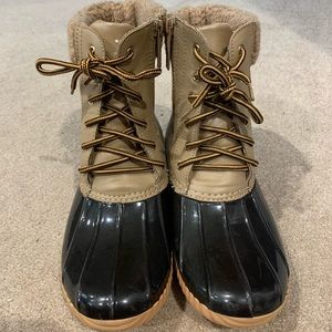Winter Duck Boots